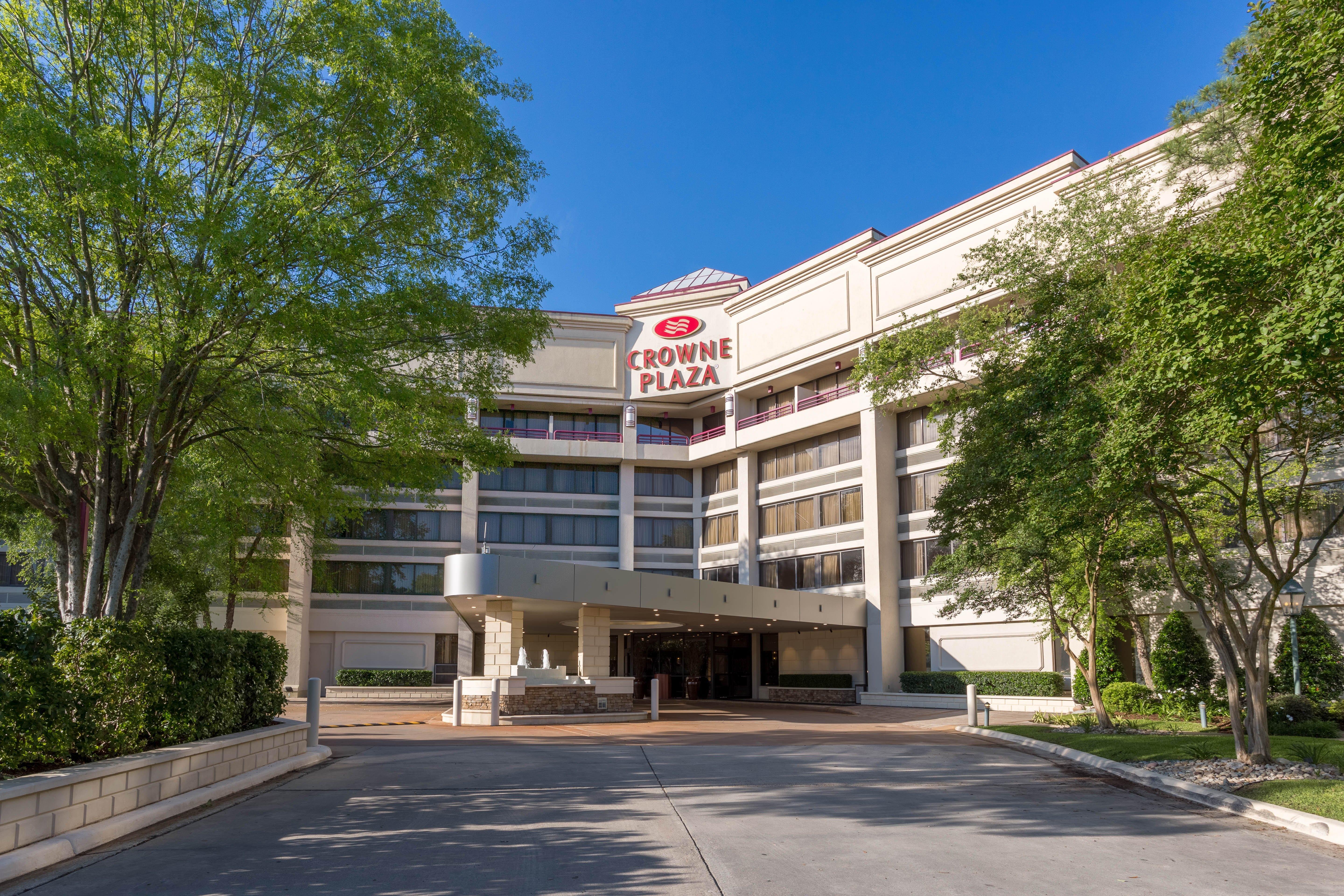 Crowne Plaza Executive Center Baton Rouge By Ihg Hotel Exterior photo